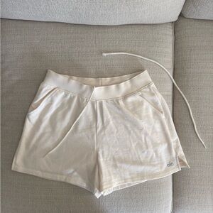 ALO Yoga Women's Off-White Athletic Shorts
